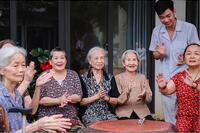 <a href="/tin-moi-nha-thuoc?menuId=Article.News" title="Tin mới" rel="dofollow">Tin mới</a>