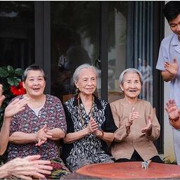 Bí quyết trường thọ: Tâm an - vạn bệnh tiêu tan