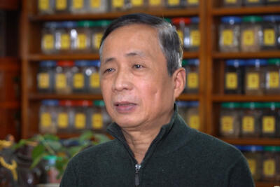 <a href="/benh-kho/ung-thu/u-thuc-quan" title="U thực quản" rel="dofollow">U thực quản</a>