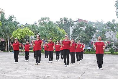 <a href="/tin-moi-nha-thuoc?menuId=Article.News" title="Tin mới" rel="dofollow">Tin mới</a>