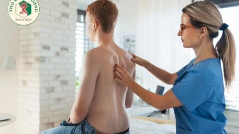 Viêm cột sống dính khớp, nguyên nhân và phương pháp điều trị