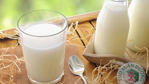 Cách chọn sữa tươi an toàn cho sức khỏe