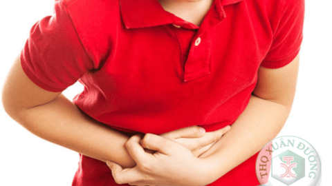 Những dấu hiệu cho biết con bạn có thể bị viêm dạ dày