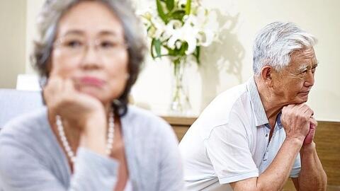 Khó nói tuổi già: Tình dục - không phải để giải tỏa, mà là để kết nối