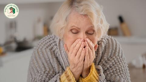 Cải thiện tình trạng ho dai dẳng ở người cao tuổi