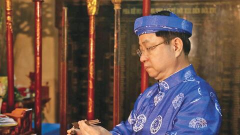 Nongthonviet: Gánh Kim Giao & người giữ kho báu Nam y gia tộc