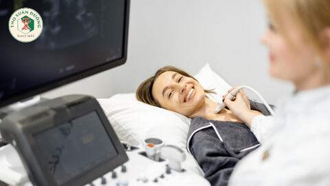 Vì sao nữ giới dễ mắc bệnh tuyến giáp hơn nam giới?