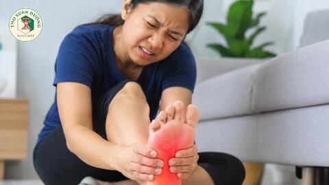 Những điều cần biết về viêm gan chân